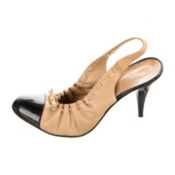 Vintage Interlocking CC Logo Slingback Pumps - Picture 1 of 4